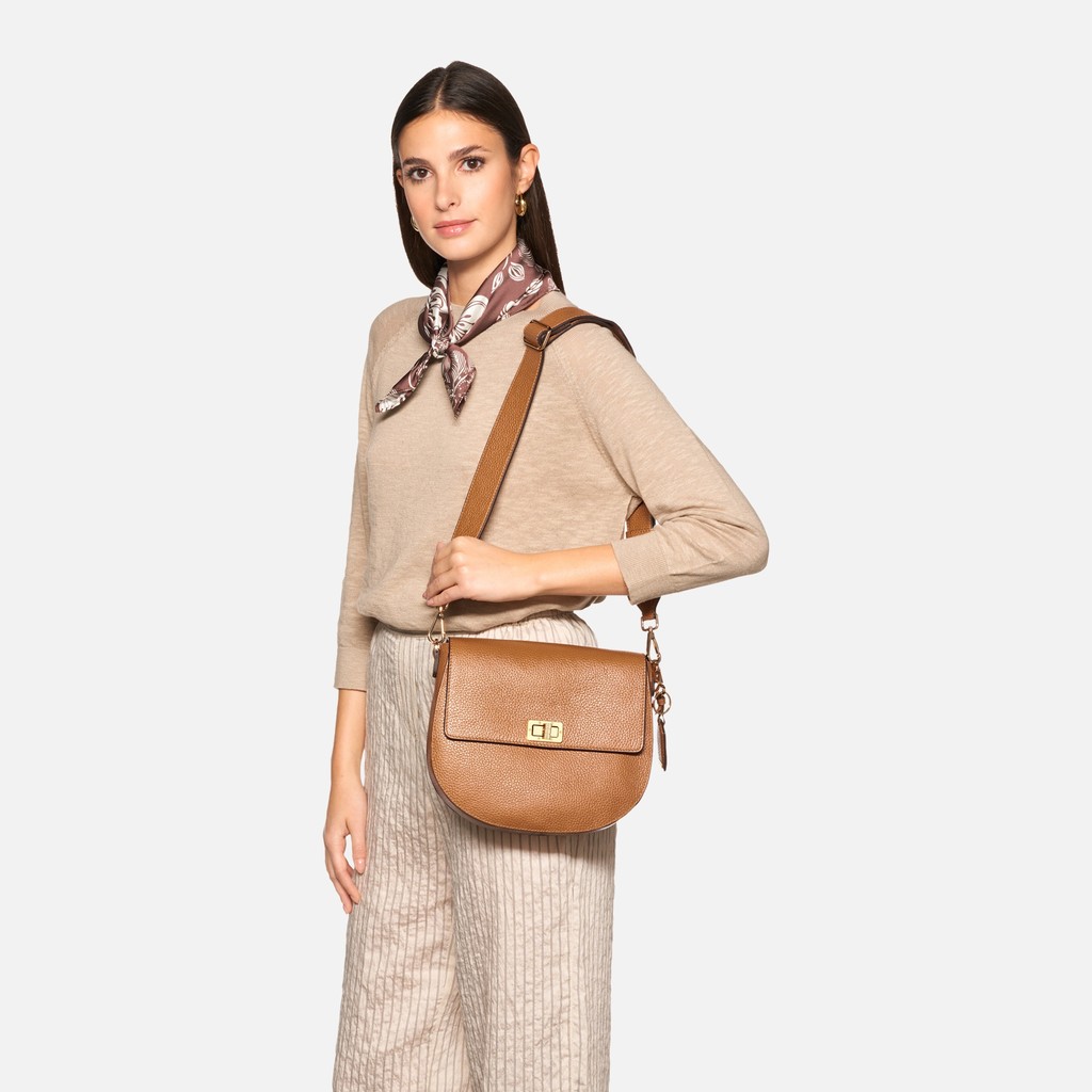 FLAVIE DONNA